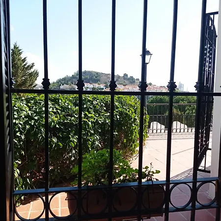 Apartamento-estudio En Con Piscina Malaga